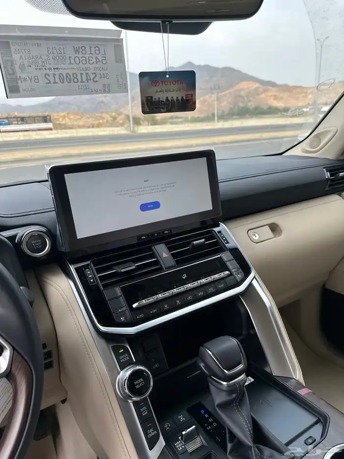 لاندكروزر 2025 فئة S اصفار سعودي السعر 335 23