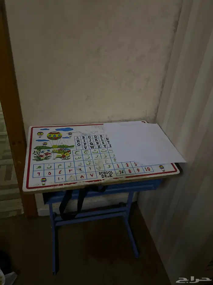 طاوله مدرسيه للاطفال نضيفه 0