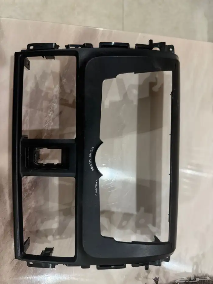 مسجل يارس 2017 بحالة ممتازة مع الفريم لاعلي سعر 1