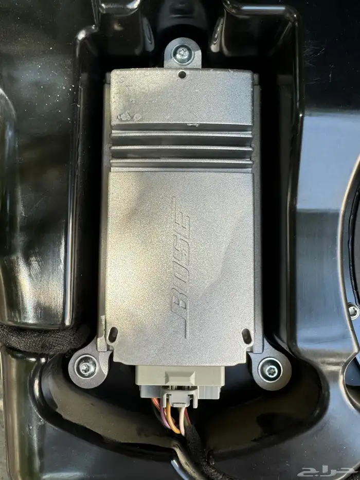مضخم صوت Bose سيوفر 1