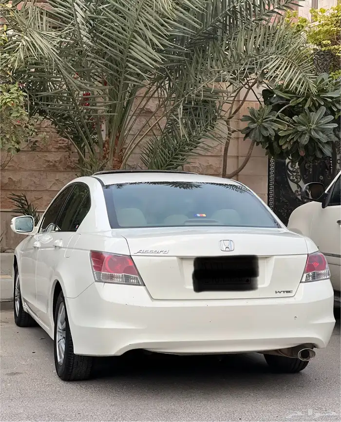 ((تم البيع ))هوندا أكورد 2010 مالك اول وكاله ممشى قليل 10