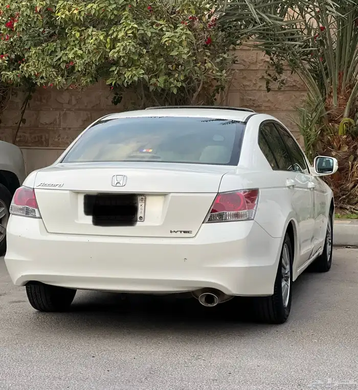 ((تم البيع ))هوندا أكورد 2010 مالك اول وكاله ممشى قليل 11