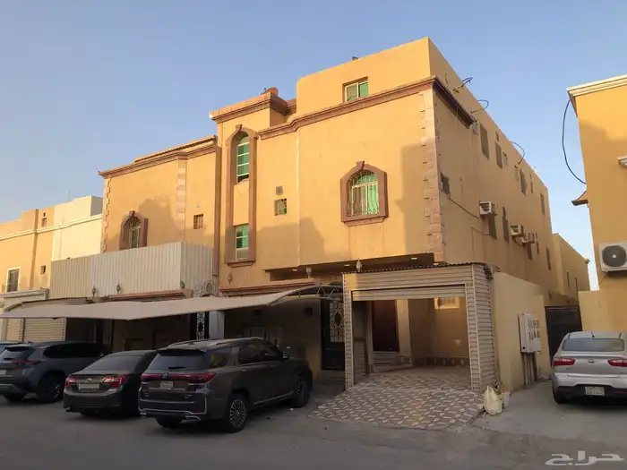 شقة أرضية للبيع بحي الصفا بالقرب من جامعة الإمام عبدالرحمن 0