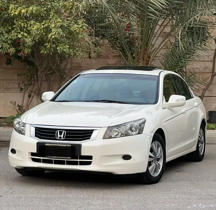 ((تم البيع ))هوندا أكورد 2010 مالك اول وكاله ممشى قليل 5