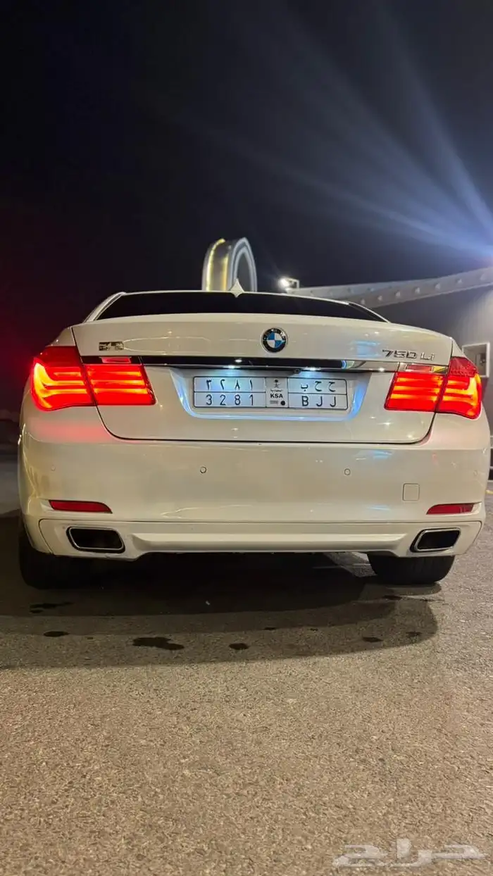 بي ام 750 2012 3