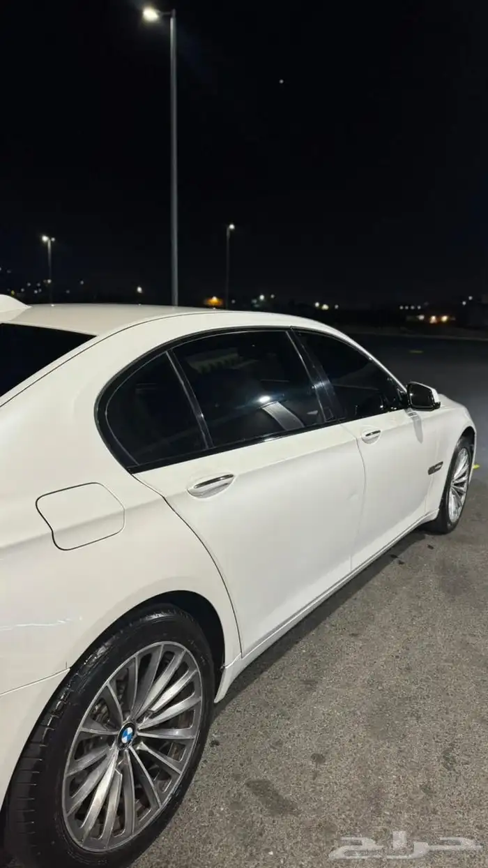 بي ام 750 2012 11