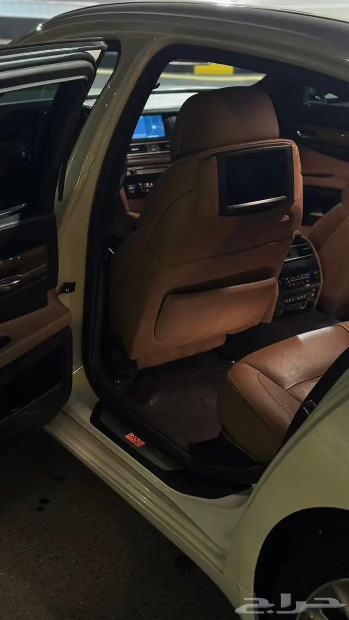 بي ام 750 2012 30