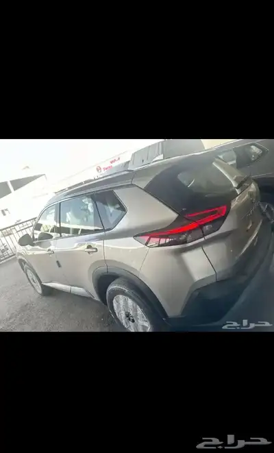 نيسان اكس تريل 2