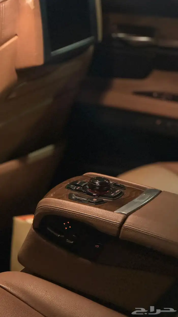 بي ام 750 2012 2