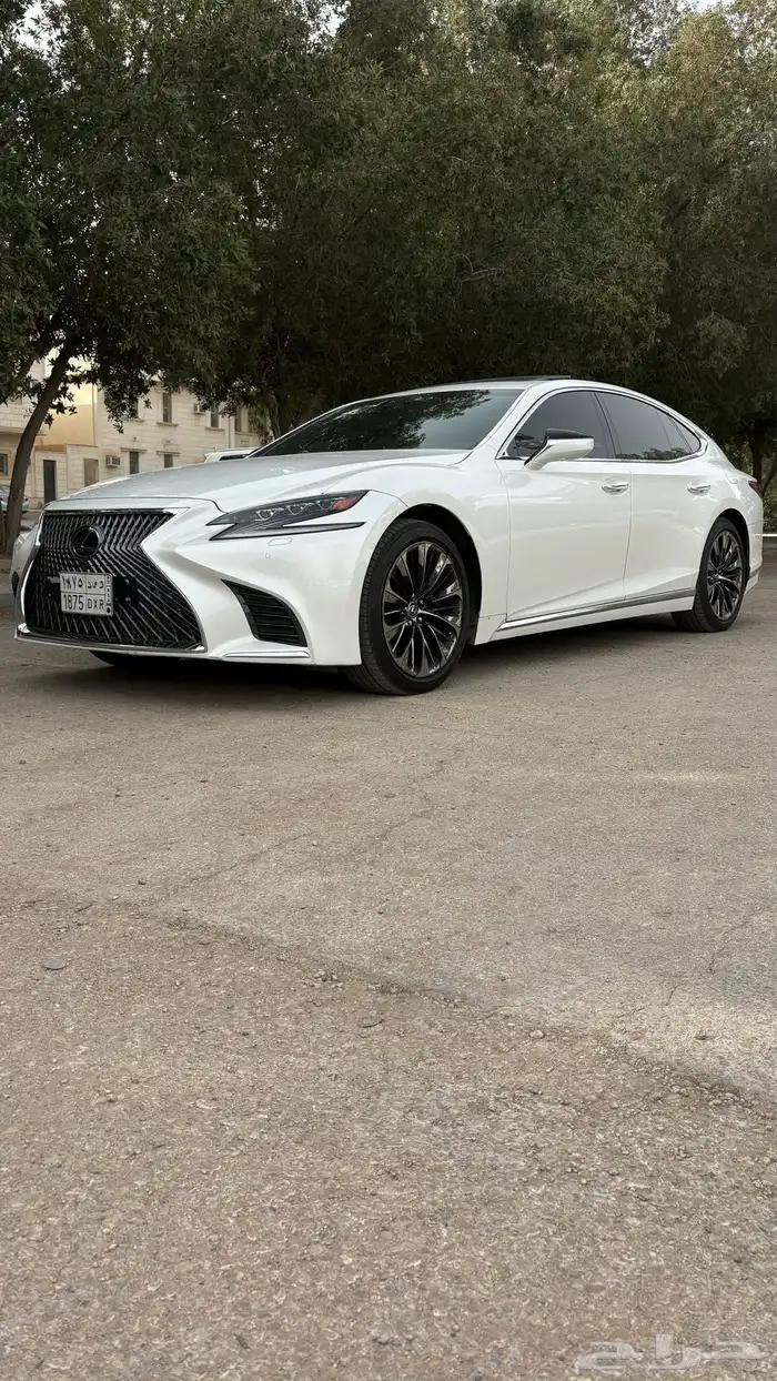 لكزس LS500 بنزين وارد عبداللطيف جميل 1