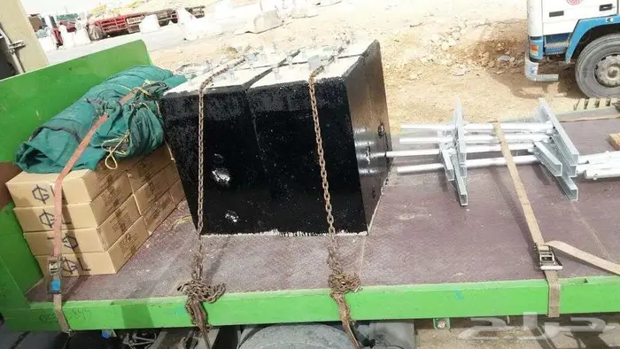 اعمدة شوارع و قواعد خرسانية 5