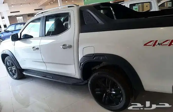 ماكسوس T90غمارتين ديزل 2023 فل _ Executive Luxury 0