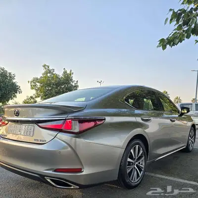 مباع 9