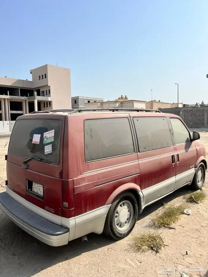 جي ام سي فان سفاري موديل 2000 5