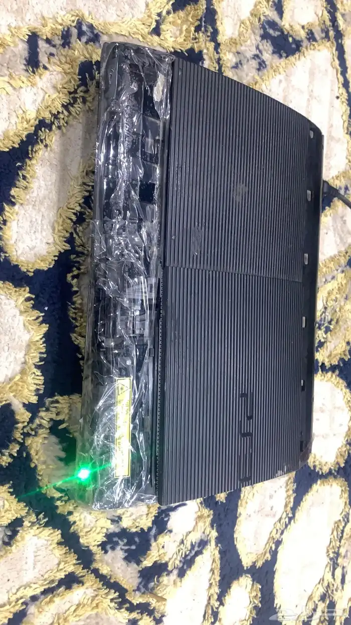 للبيع سوني 3 ألحد 200 ولصامل ماتختلف ليوجد شرطان و ايادي 1