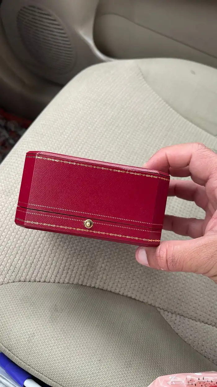 علبة كارتير اصليه 4
