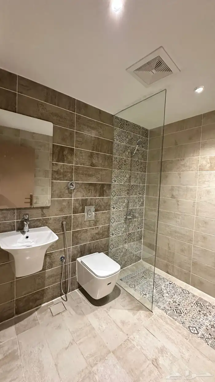 غرفه استديو مفروشه جديده 6