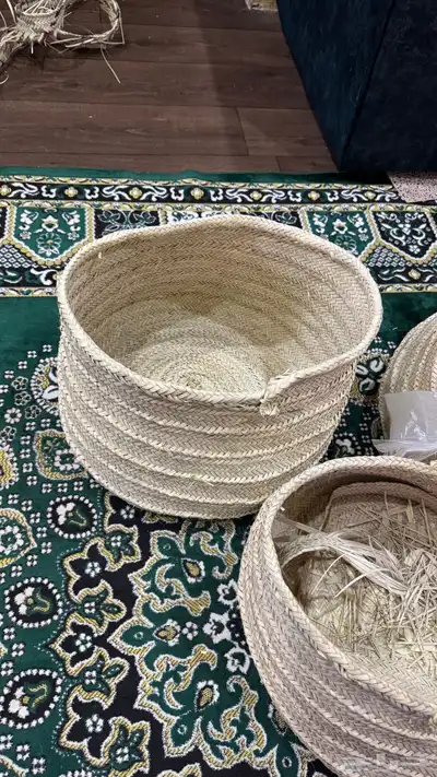 صناعة يدويه بسعف النخل 17
