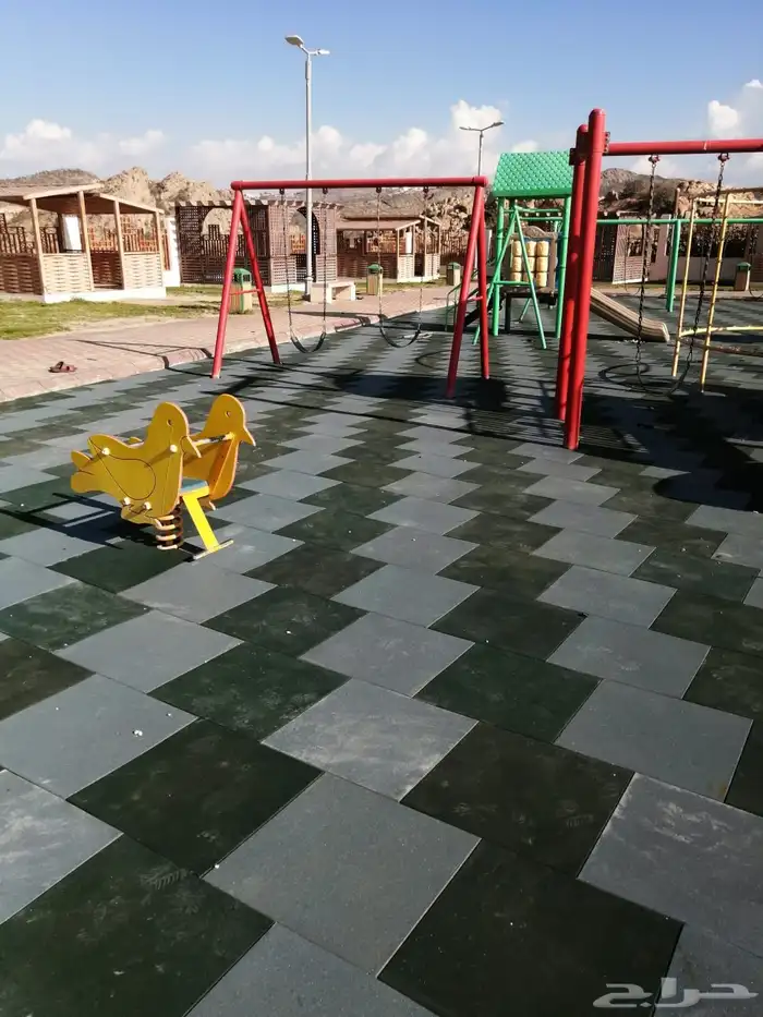 انشاء ملاعب التنس الارضي وملاعب كرة الريشة وملاعب كرة القدم 22