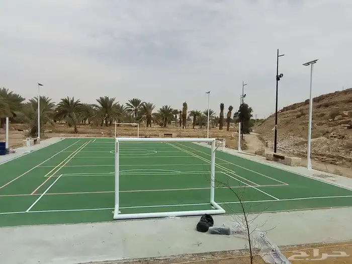 انشاء ملاعب التنس الارضي وملاعب كرة الريشة وملاعب كرة القدم 17