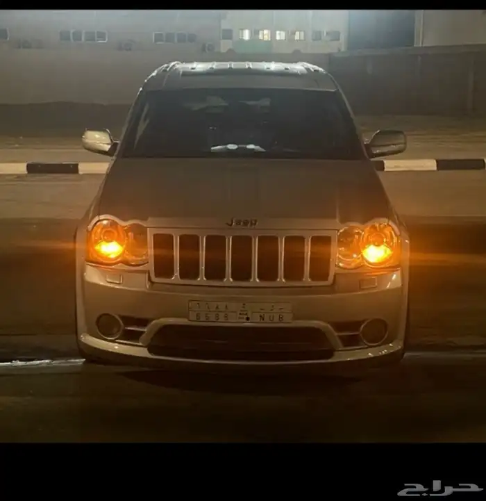 للبيع جيب SRT8 0