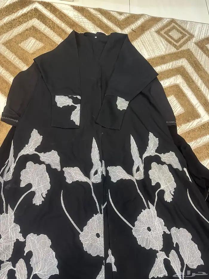 عبايات مستعملة للبيع جملة 3