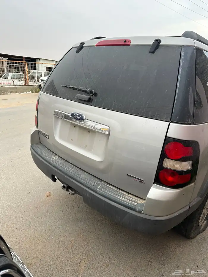 اكسبلور 2006 بيع قطع غيار تشليح فقط 2
