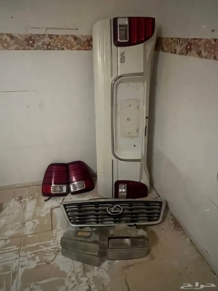 خلفية جيب لكزس باب مع الاصطبات والجوانب 2