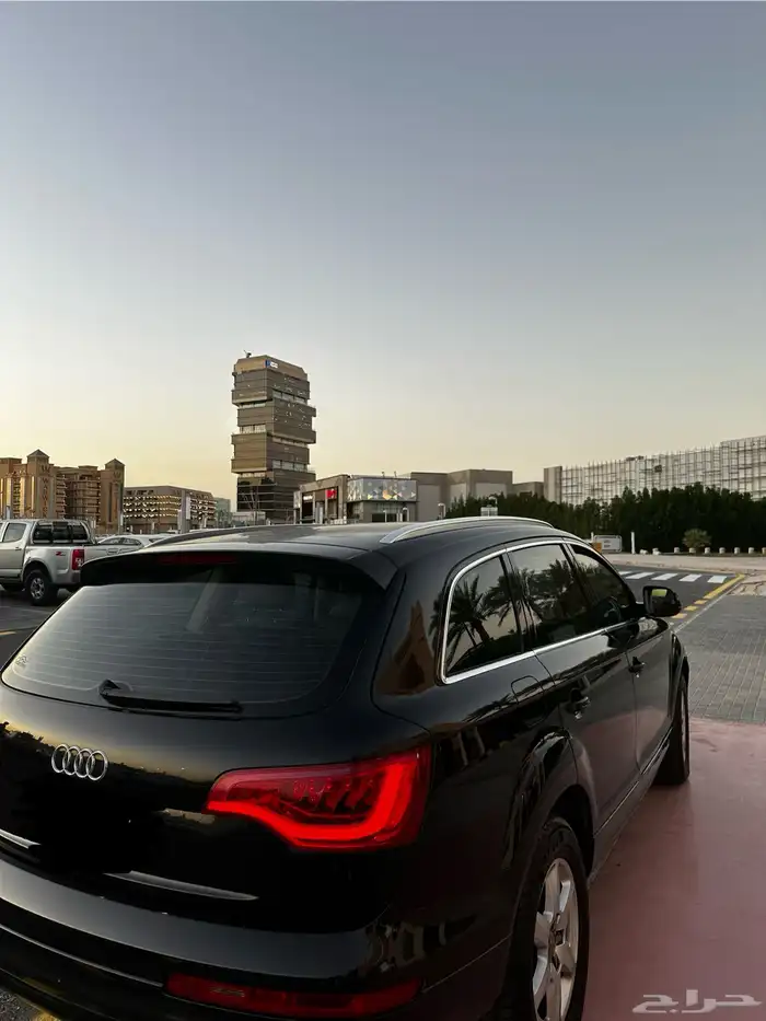 اودي Q7 2011 4