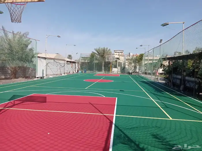 انشاء ملاعب التنس الارضي وملاعب كرة الريشة وملاعب كرة القدم 21