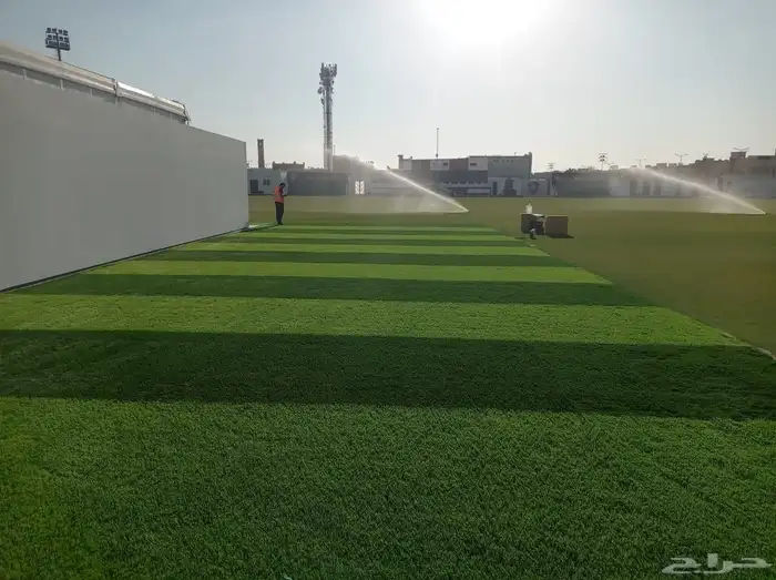 انشاء ملاعب التنس الارضي وملاعب كرة الريشة وملاعب كرة القدم 2