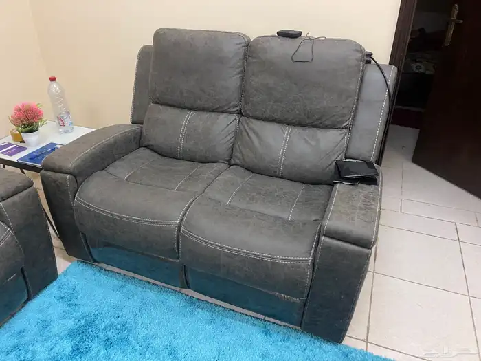 و 3 طاولات  كرسي أوتوماتيكي أريكة 5 مقاعد 0