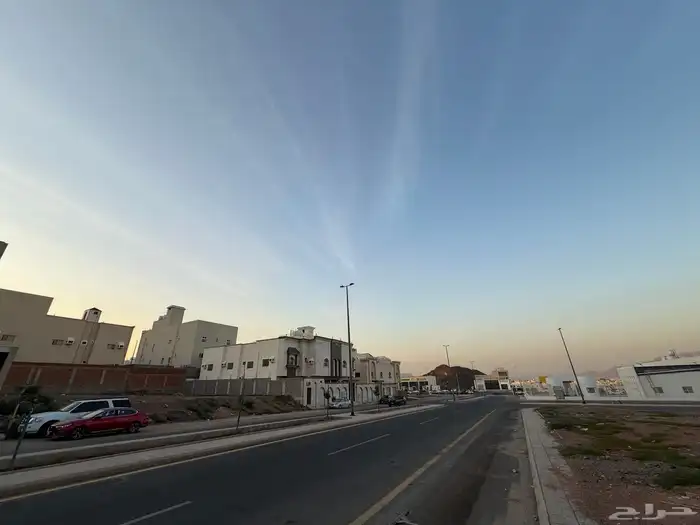 للبيع ارض تجارية سكنية في حي الجماوات الجموات 5
