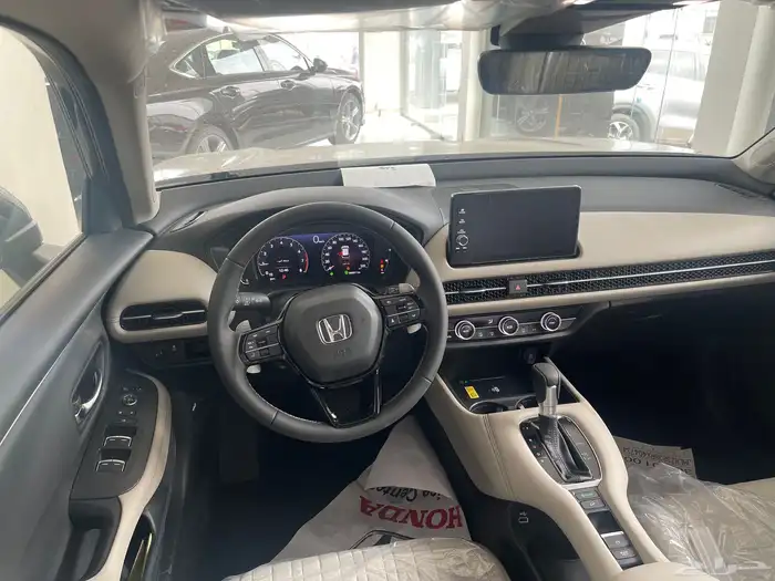 هوندا ZR-V LX 2024 12