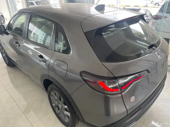 هوندا ZR-V LX 2024 6