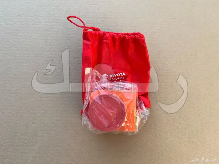 شنطة سلامة تويوتا اصلي وكالة جديد بكامل ملحقاتها 4
