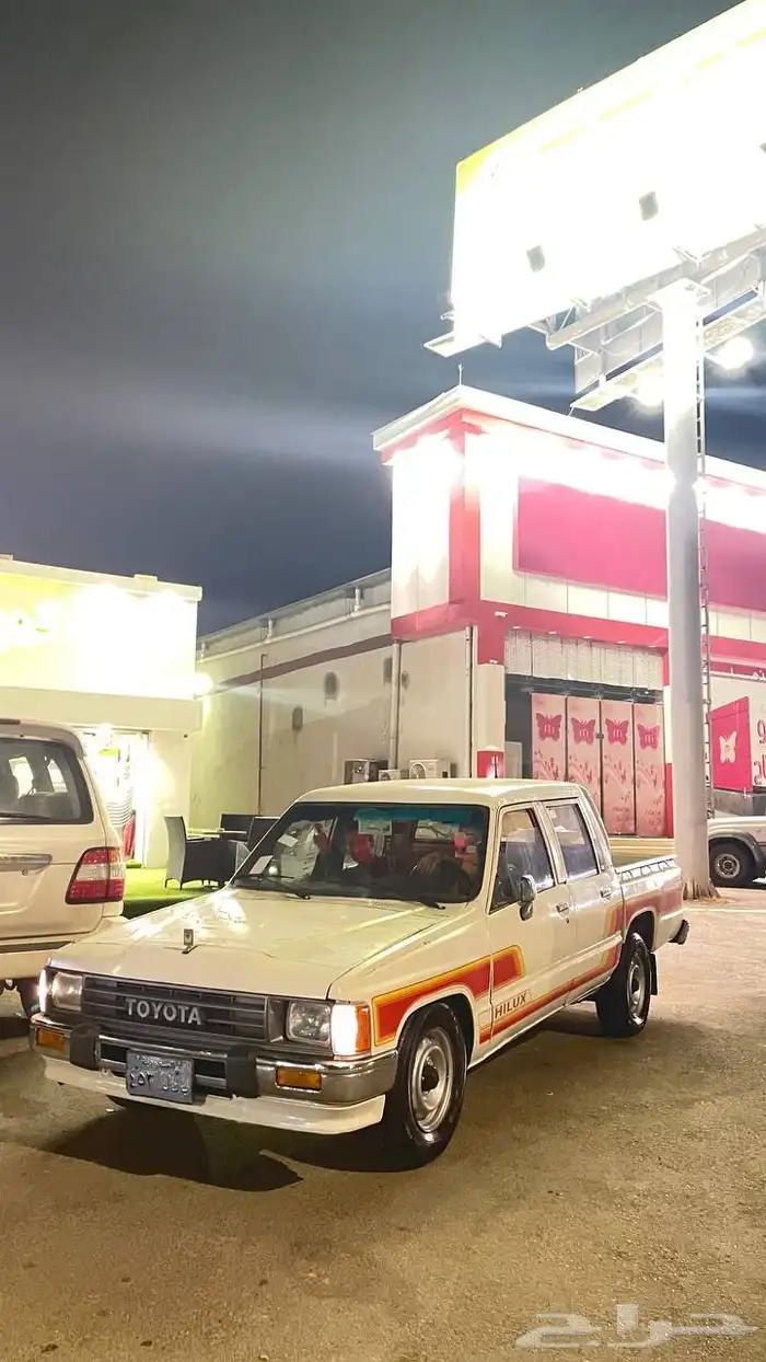 قطع هايلوكس 1988 1