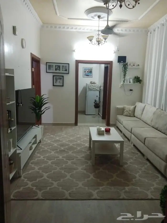 أثاث مستعمل للبيع 1