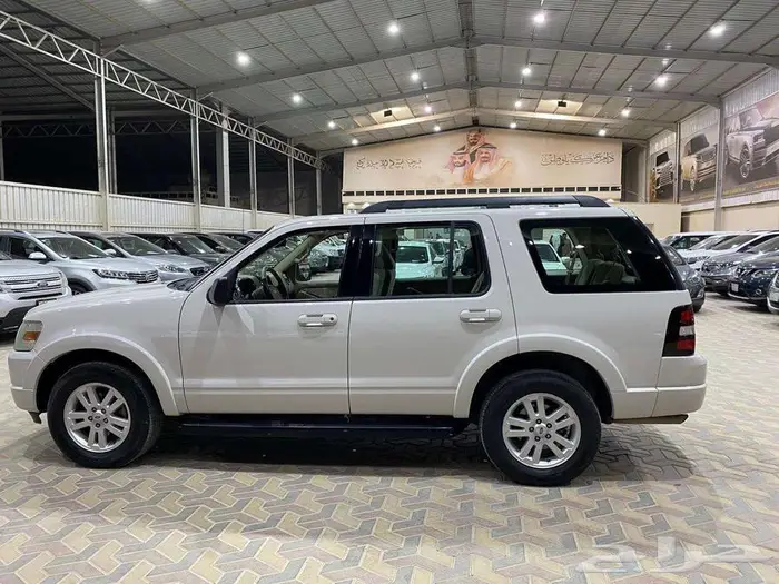 فورد اكسبلورر XLT 2010 3