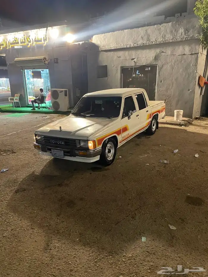 قطع هايلوكس 1988 3