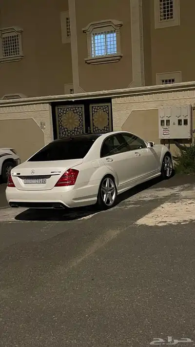 مرسيدس مخزن بانوراما 2011 AMG-s350 11
