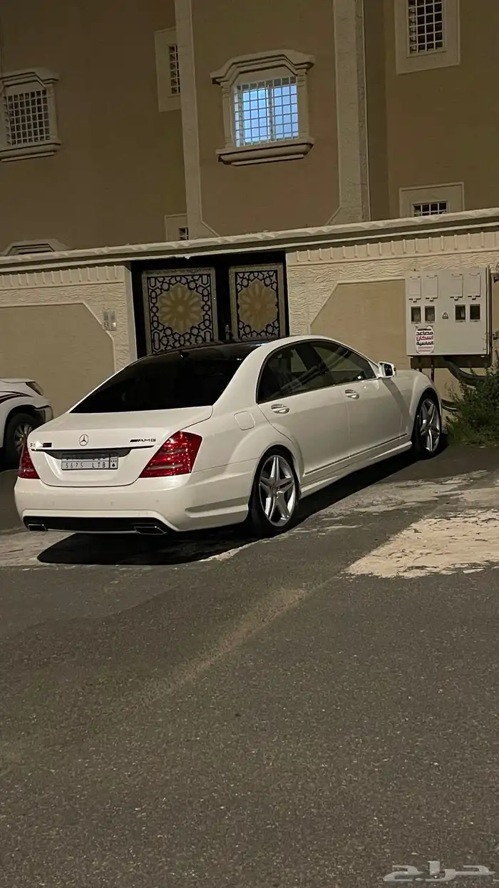 مرسيدس مخزن بانوراما 2011 AMG-s350 11