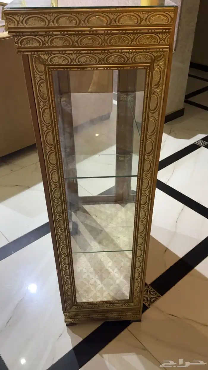 مدخل عطور ذهبي 2