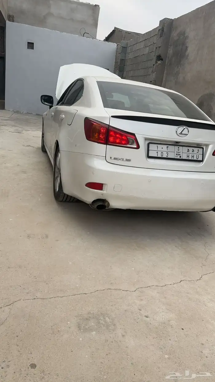لكزس ارنوب 2010 25