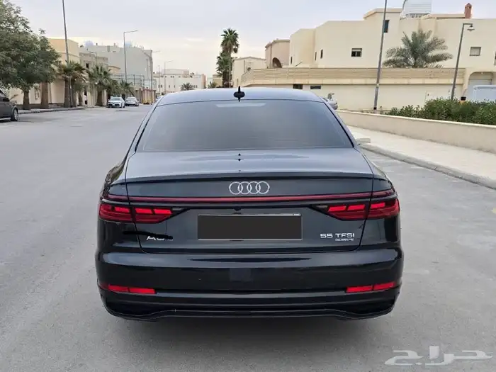 اودي اي 8 2022 A8L 5