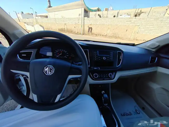 ام جي 5 للبيع 2019 بحالة ممتازة 12