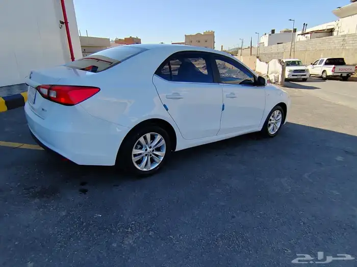 ام جي 5 للبيع 2019 بحالة ممتازة 7