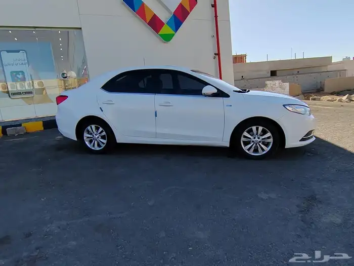 ام جي 5 للبيع 2019 بحالة ممتازة 8