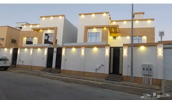 فيلا وشقتين للبيع الدمام حي المنار 0