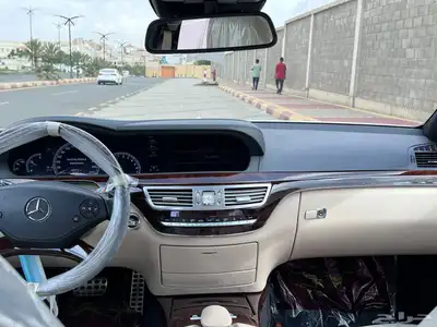 مرسيدس مخزن بانوراما 2011 AMG-s350 9